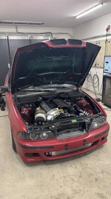 BMW e39 528i turbo