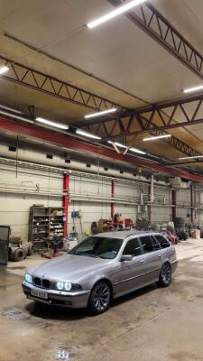 BMW E39 Touring 523i