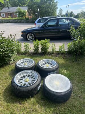 BMW E32 735