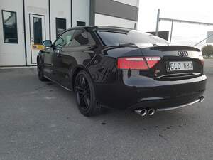 Audi s5 v8