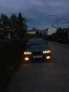BMW E36 318i Sedan