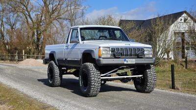 Jeep Comanche