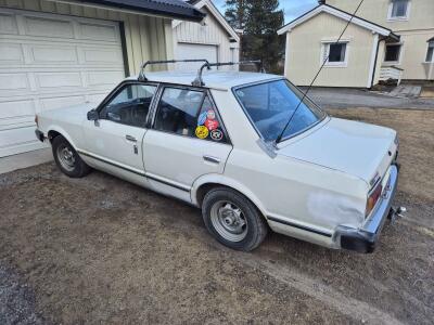 Toyota Carina 1600 Deluxe