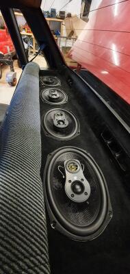 Volvo 744 - 813 Sedan