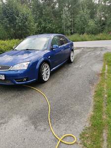 Ford Mondeo st 220