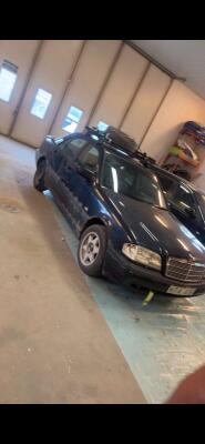 Mercedes C180 W202