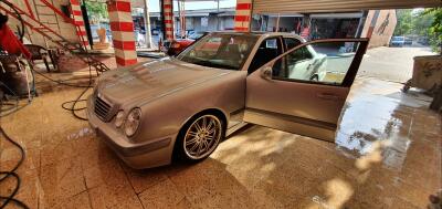 Mercedes E200 Komp. Classic