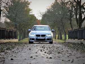 BMW 320i xDrive Touring M-Sport
