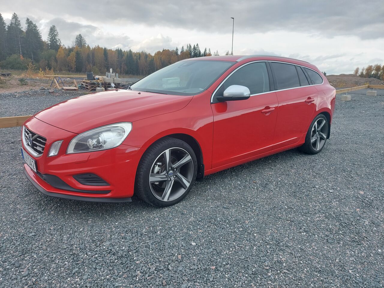 Volvo V60 R-Design