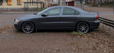 Volvo S60 2.5T Summum