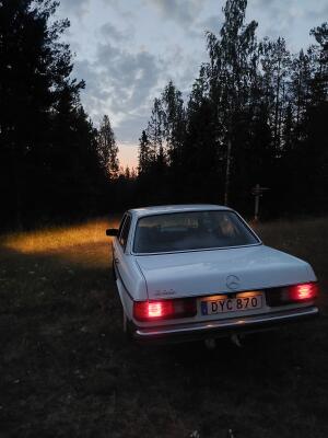 Mercedes 200E (W123) Om601