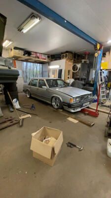Volvo 740GLE