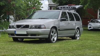 Volvo V70 Blackline