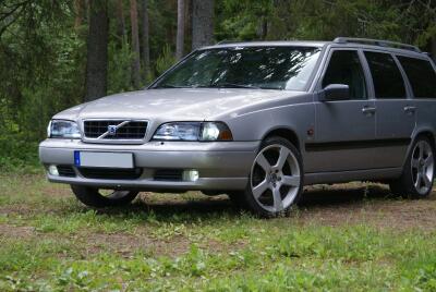 Volvo V70 Blackline