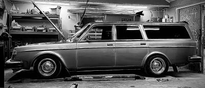Volvo 245