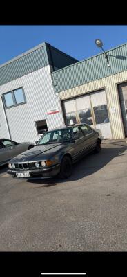 BMW E32 730i