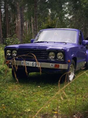 Mazda B1800