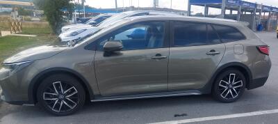 Toyota Corolla hybrid trek