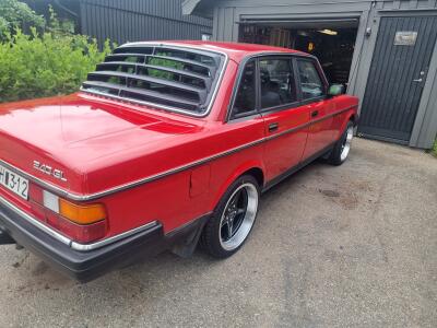 Volvo 240 GL