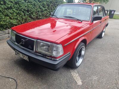Volvo 240 GL