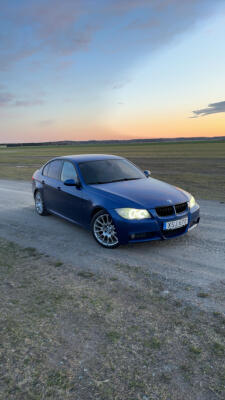 BMW 325i