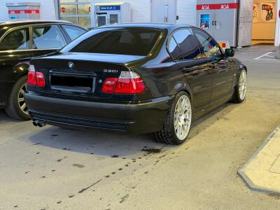 BMW E46 330I