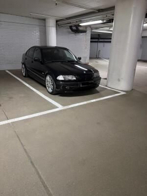 BMW E46 330I