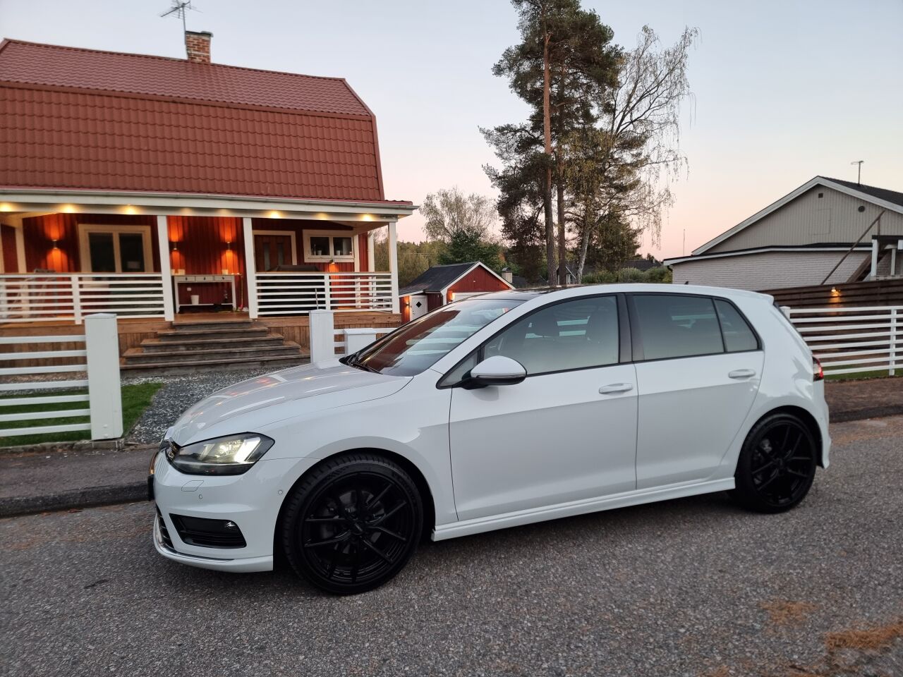 Volkswagen Golf 1.4 TSI R-LINE