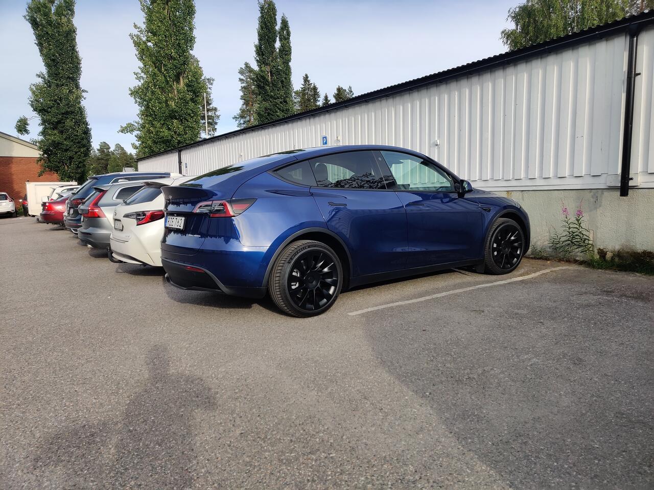Tesla Model Y LR