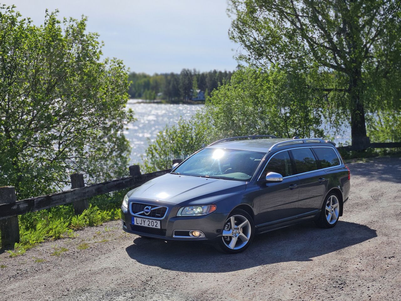 Volvo V70 T6 3.0 AWD Summum