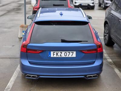 Volvo V90 T5 R Design