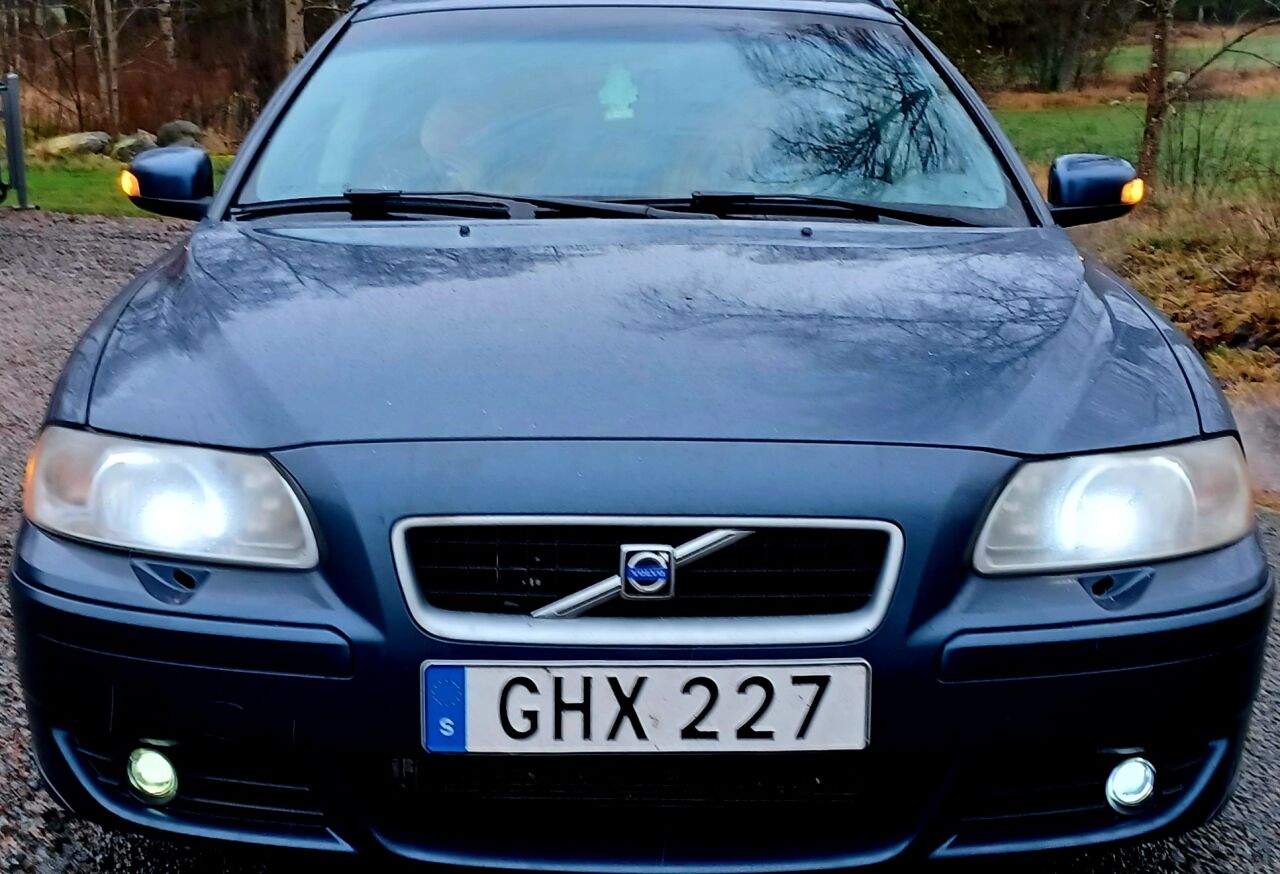 Volvo V70N D5