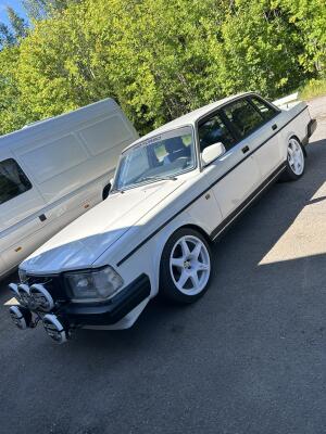 Volvo 244