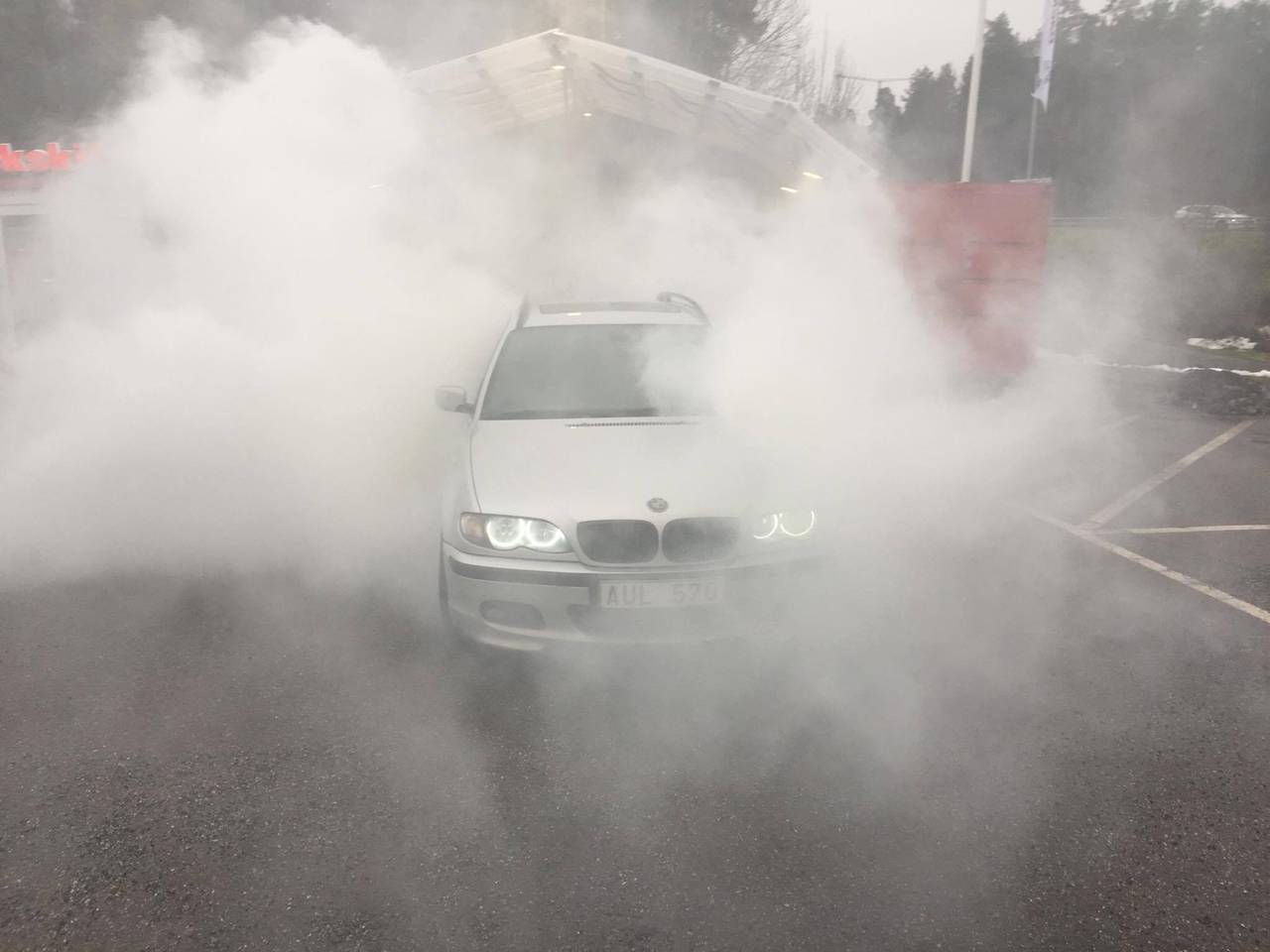 BMW 330d