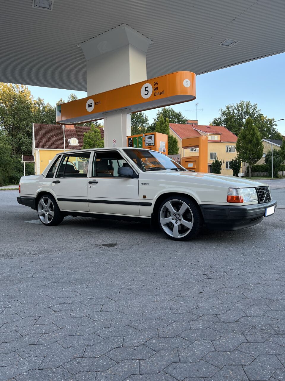 Volvo 740 T5