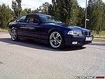 BMW 318 is coupe