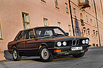 BMW E28 528