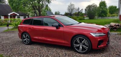 Volvo V60 T8 II R-design