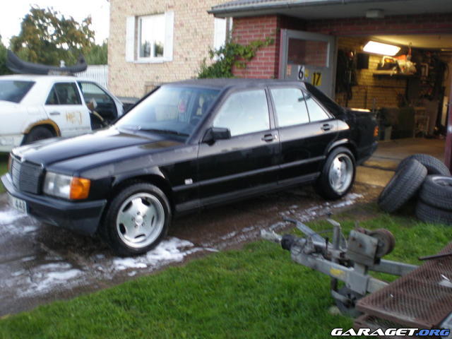 Mercedes - Garaget