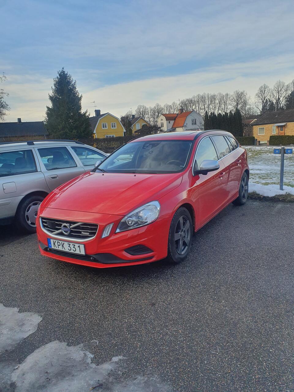 Volvo V60 D2 R-design