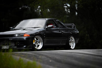 Nissan Skyline R32 GT-R