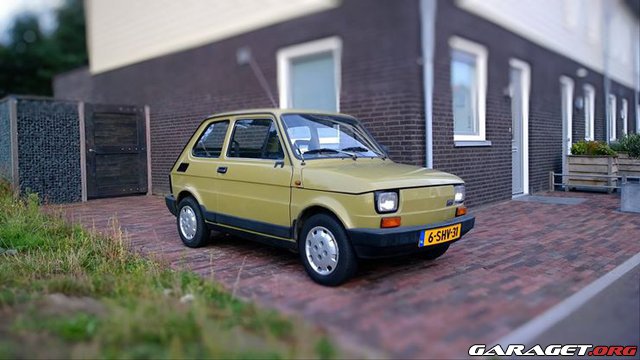 Fiat 126p "Piotrek" (1987) Garaget