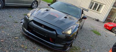 Nissan GT-R