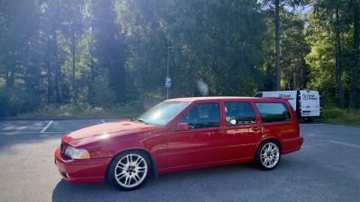 Volvo V70 2,4