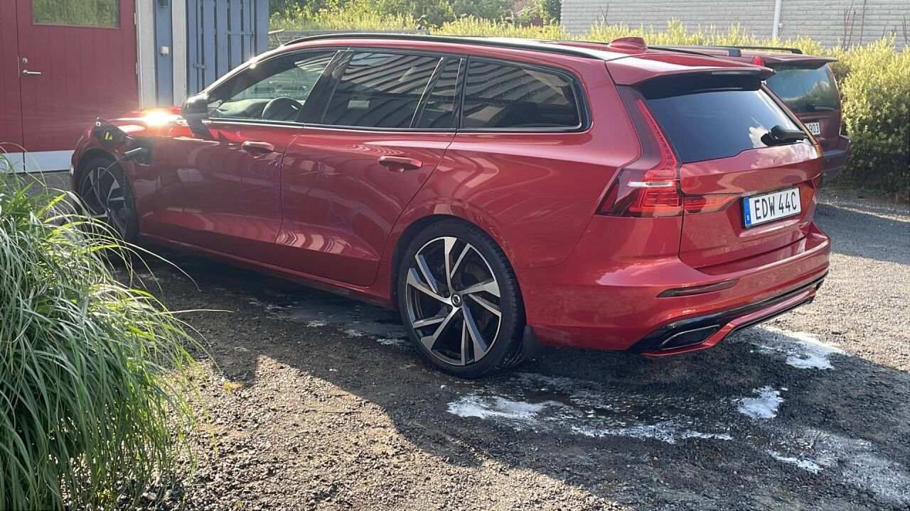 Volvo V60 T8
