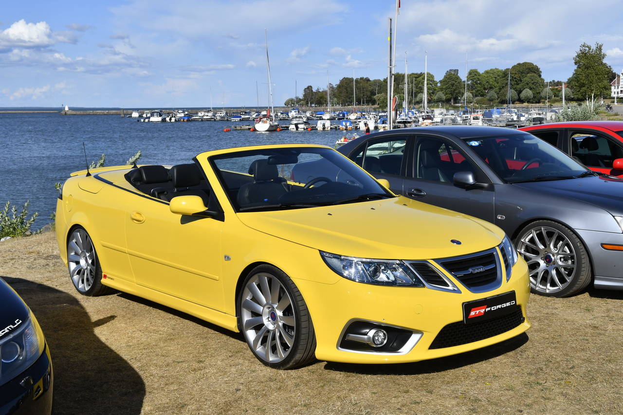 Saab 93 Aero Biopower "Saffron Yellow Convertible" (2009) Garaget