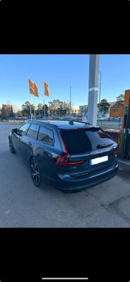 Volvo V90 T8 Recharge Ultimate Black