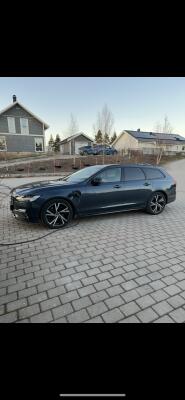 Volvo V90 T8 Recharge Ultimate Black