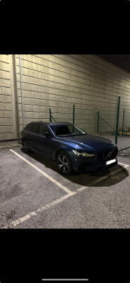 Volvo V90 T8 Recharge Ultimate Black
