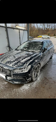 Volvo V90 T8 Recharge Ultimate Black